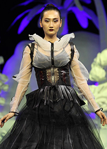 “寰”主题时装秀