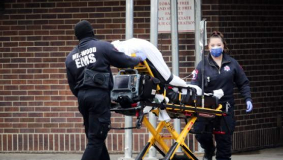 美累计确诊病例近3千万