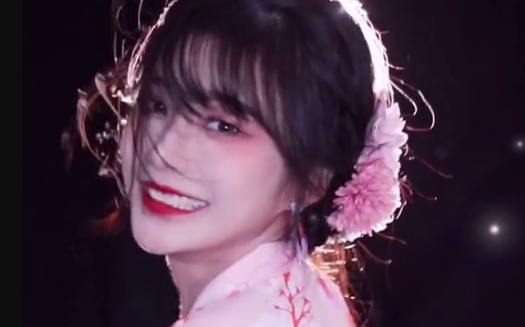 现实中看不到美妆博主