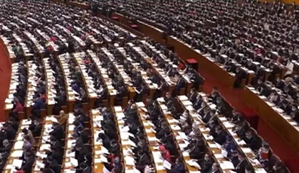 着力扩大国内需求 