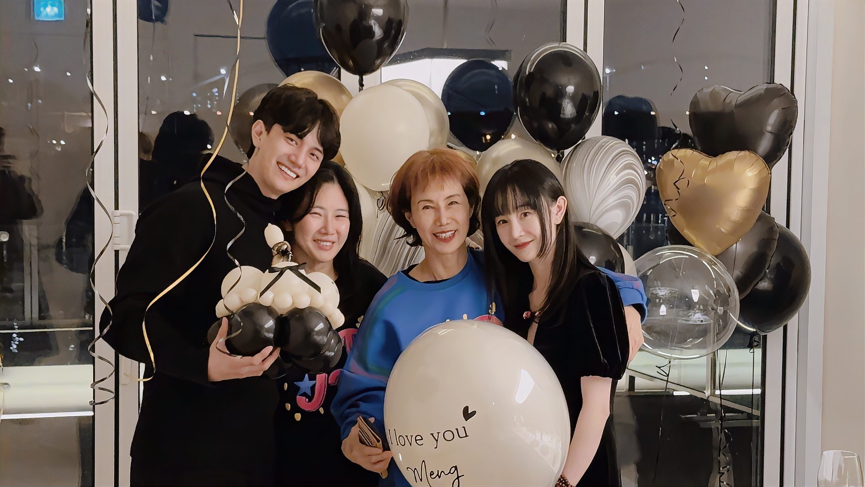 张檬到韩国省亲