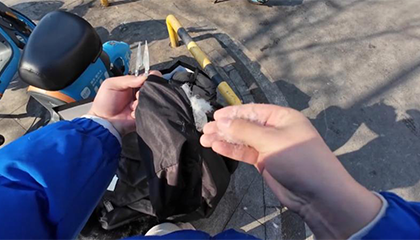 1200元买羽绒服是飞丝