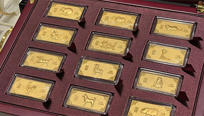 北京爷爷给孙子攒金条