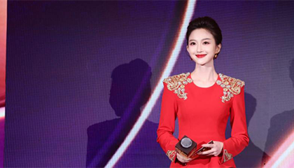 春晚主持人上新