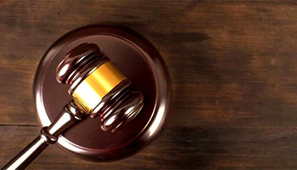 男子酒后与女友吵架