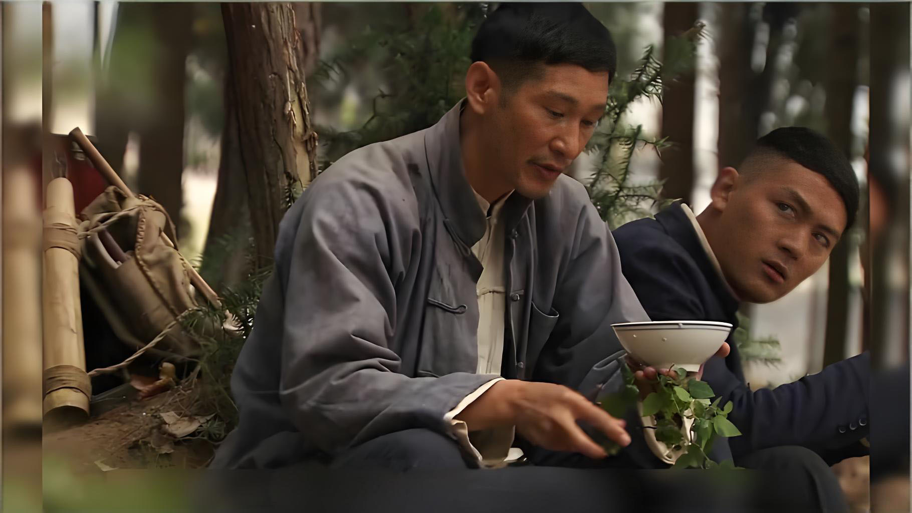 弹孔